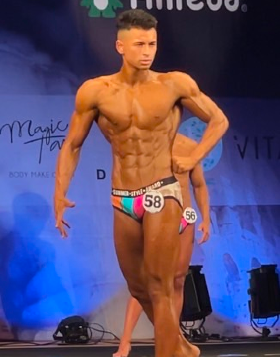 山内 アライン 賢信